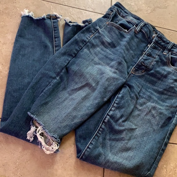 American Eagle Next Level Stretch - Picture 2 of 4